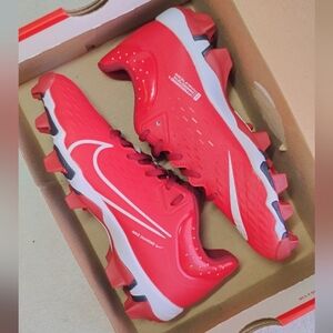NWOT Nike Hyperdiamond 4 Softball Cleats
